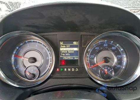 2016 Chrysler Town & Country Touring из США, поврежденный, VIN 2C4RC1BG5GR281453